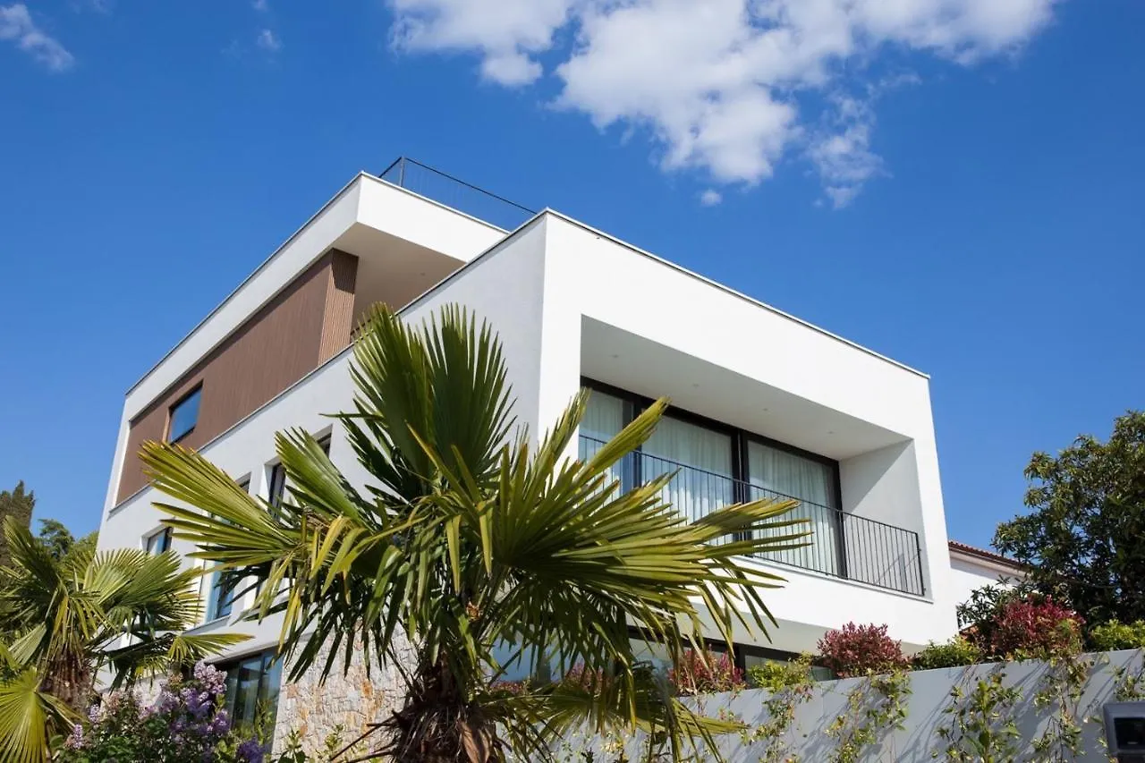 Villa Z6 Rovinj 0*,  Croatia